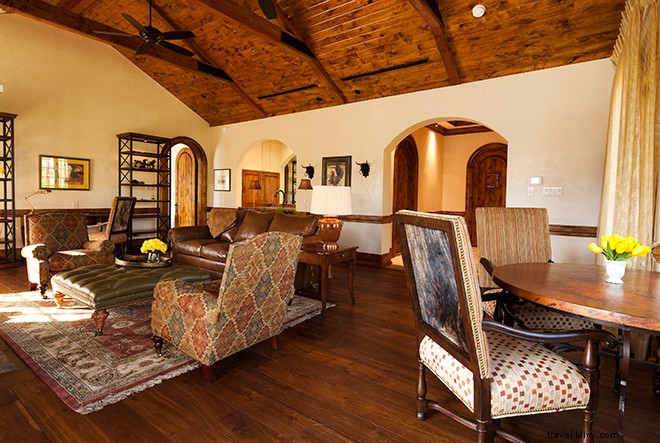 Este Hill Country Resort demuestra que la vida en un rancho puede ser lujosa 